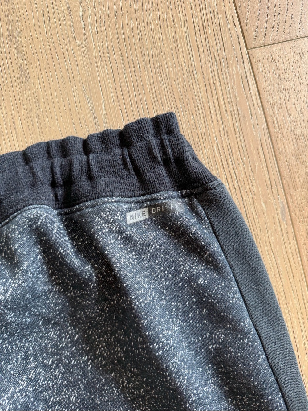 Hurley Women's Grey Joggers Nike Dri-FIT - Picture 6 of 10